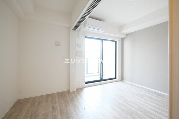 コンフォリア・リヴ南森町IIの物件内観写真